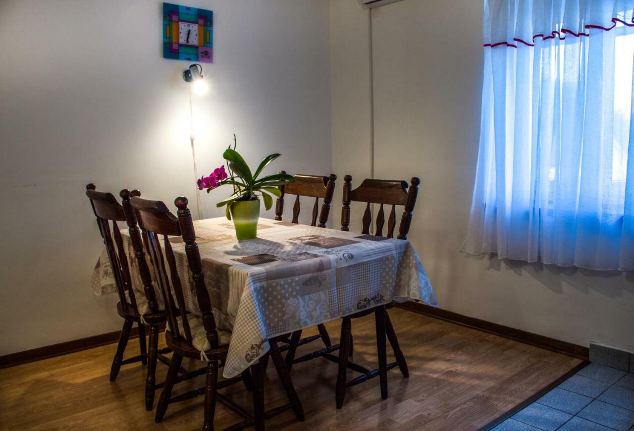 Apartman Dina Рисика Экстерьер фото